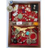 Carved hardwood jewellery box containing a collection of various silver and other jewellery