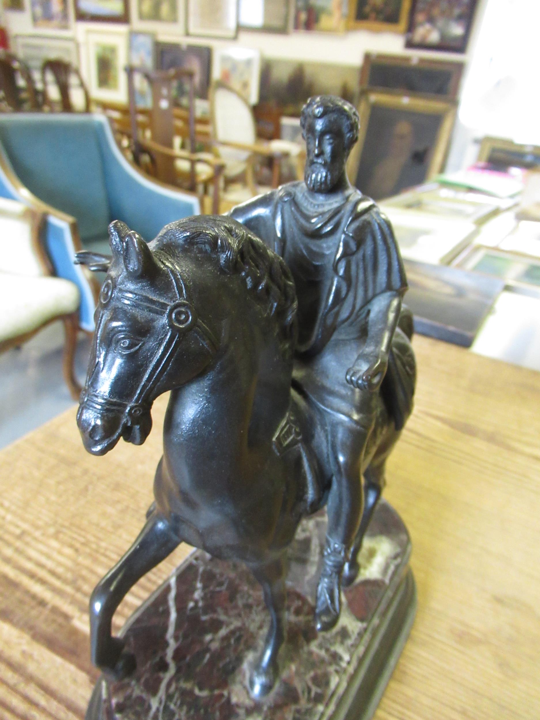 Reproduction dark patinated bronze figure of classical warrior on horseback, 27cms high - Image 4 of 7