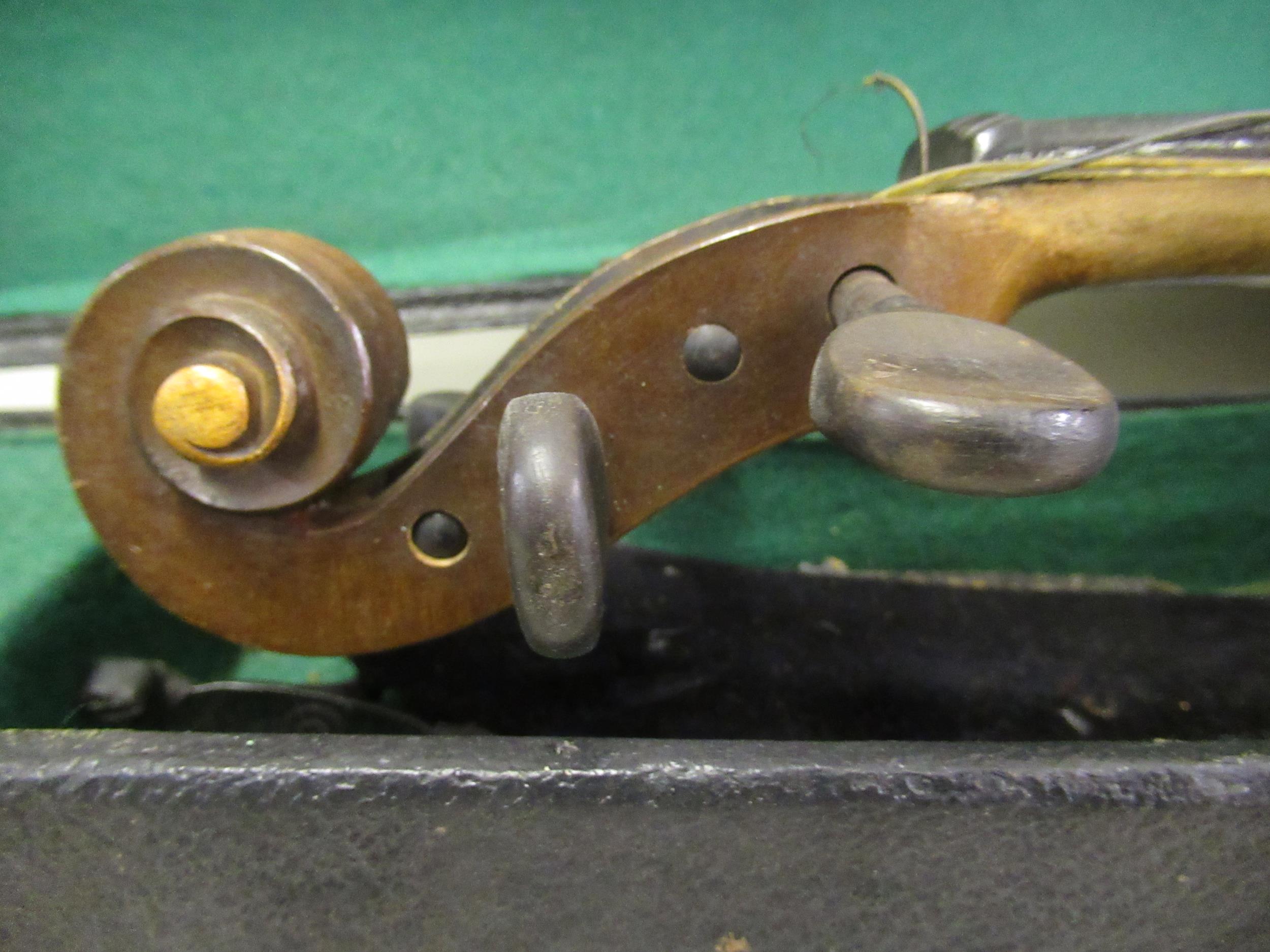 Japanese violin and bow, 14in two piece back in fitted case (at fault) - Image 4 of 4