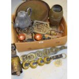 Circular copper tray, brass vase, trivet and various horse brasses and other metalware