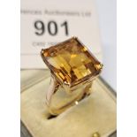 Yellow metal citrine set ring, size M