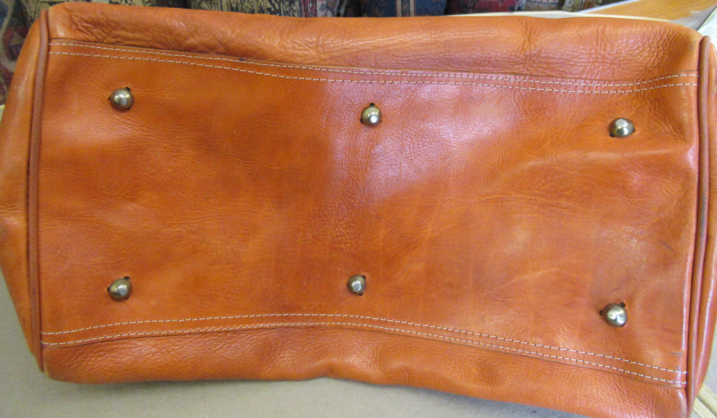 Tan leather attaché case by Piquadro, together with another leather briefcase Condition as shown - Image 3 of 17