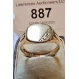 9ct Yellow gold signet ring, size T,6g