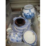 Quantity of blue and white transfer printed and other blue and white ceramics