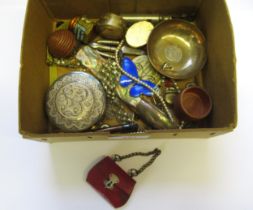 Miniature antique leather purse and other miscellaneous items of jewellery and collectables