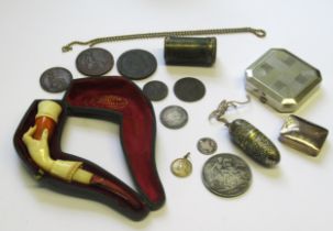 Victorian crown 1889, a cartwheel ha'penny and miscellaneous other coins, together with a Meerschaum