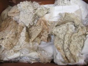 Small quantity of miscellaneous Victorian lace and crochet edged table linen
