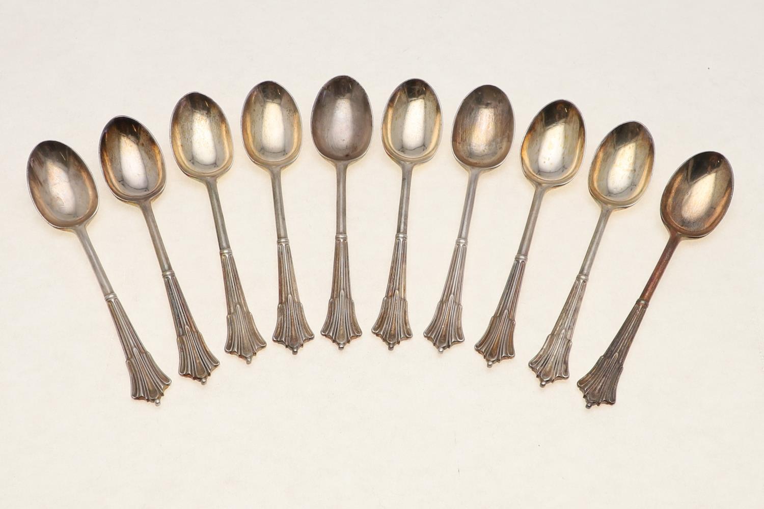 A VICTORIAN MATCHED PART-CANTEEN OF ONSLOW PATTERN FLATWARE:-. - Image 8 of 34