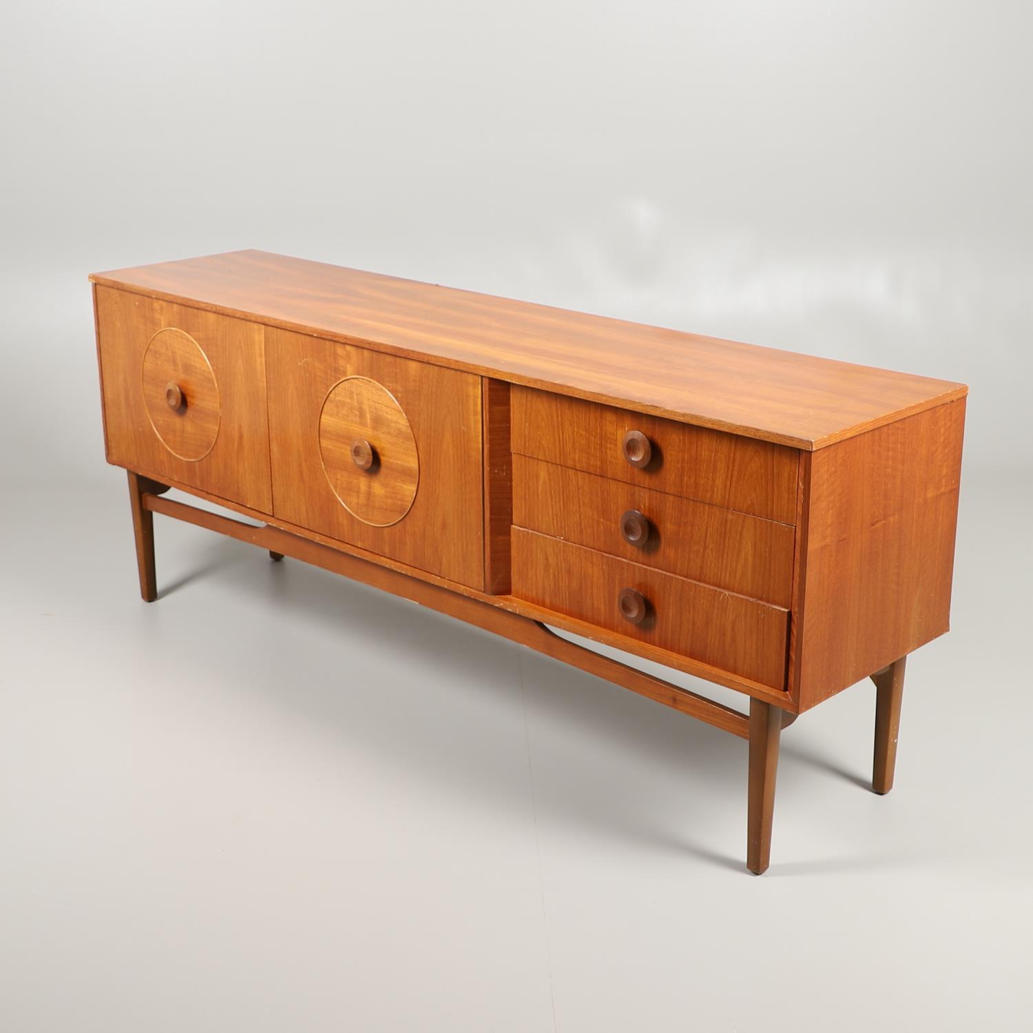 MID CENTURY TEAK SIDEBOARD. - Image 8 of 11