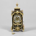 A LATE 19TH CENTURY FRENCH BOULLE AND GILT METAL BRACKET CLOCK.