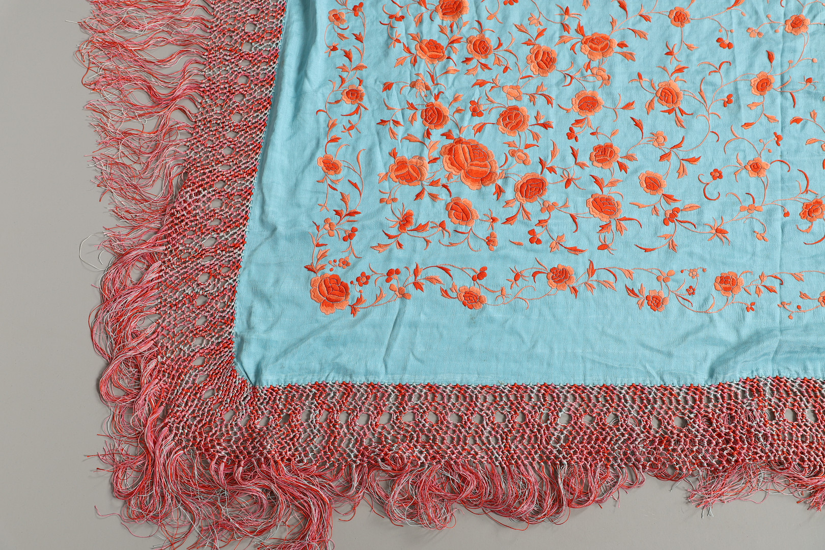 TWO CHINESE SILK EMBROIDERED SHAWLS. - Image 22 of 23