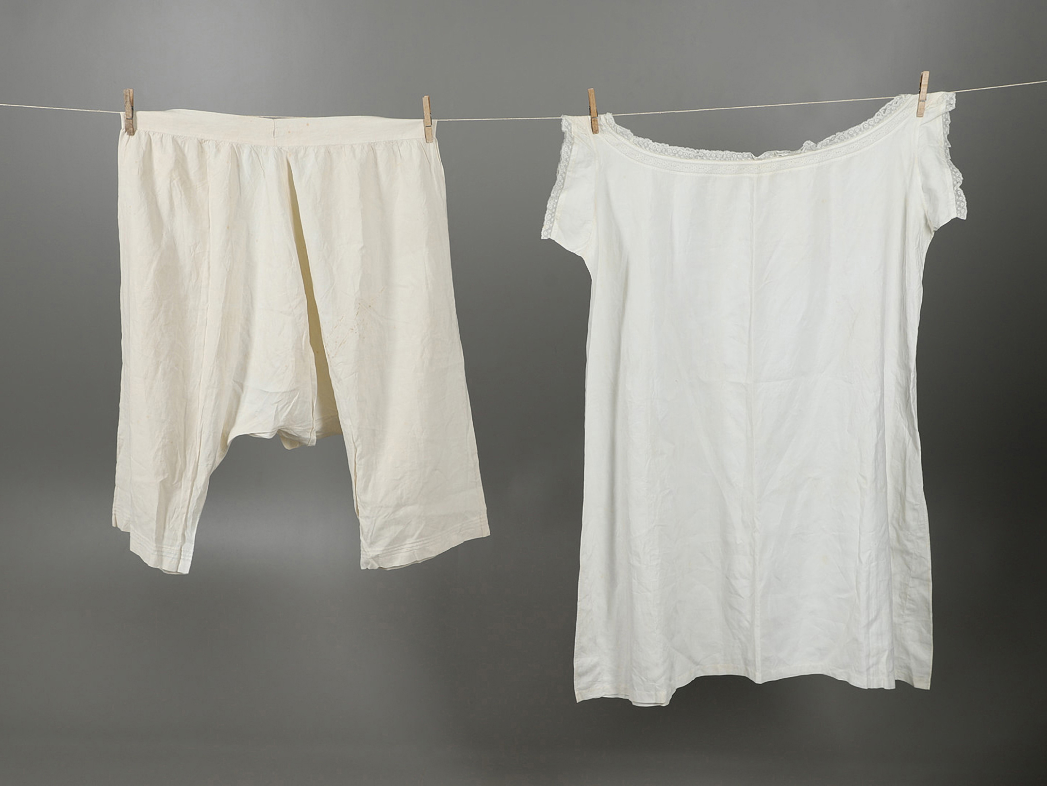 ROYAL INTEREST - QUEEN VICTORIA, RARE PAIR OF BLOOMERS & CHEMISE. - Image 2 of 26