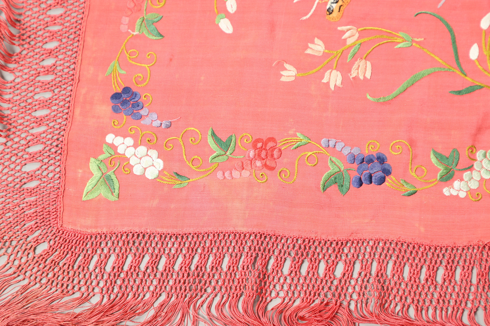 TWO CHINESE SILK EMBROIDERED SHAWLS. - Image 10 of 23