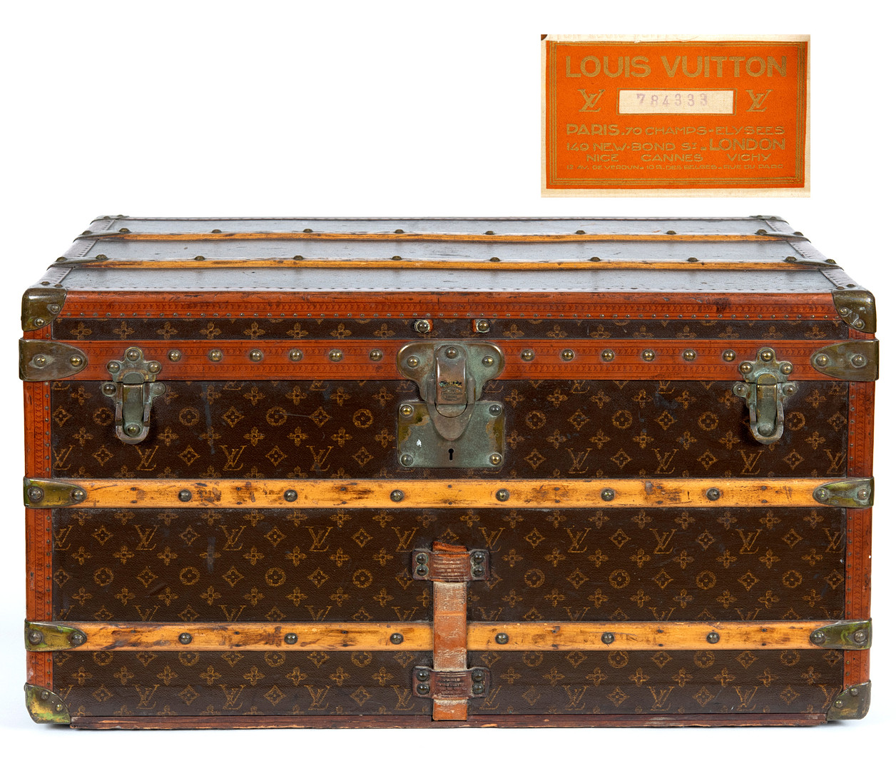 VINTAGE LOUIS VUITTON TRUNK. - Image 3 of 49