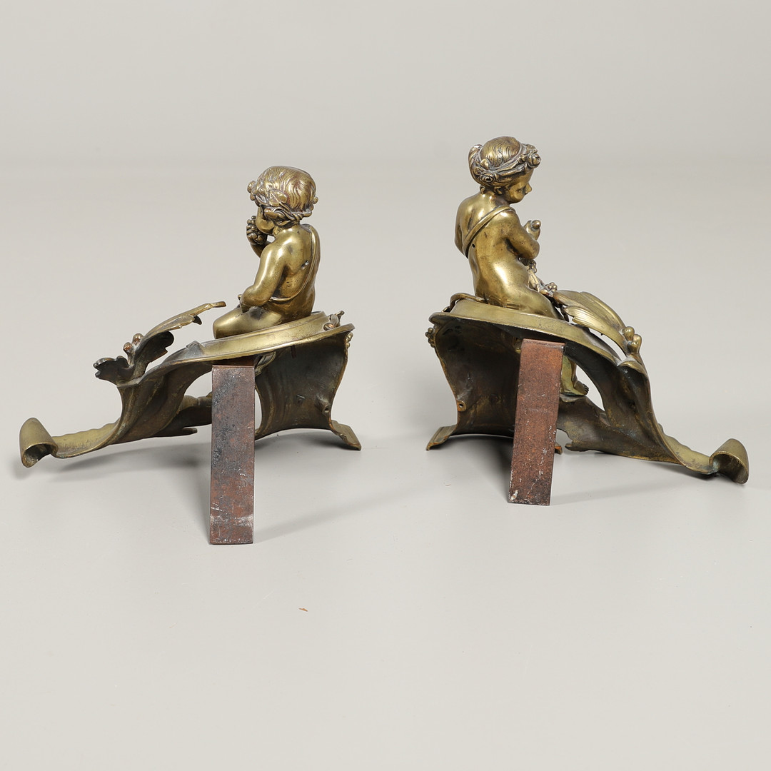 A PAIR OF LATE 19TH CENTURY FRENCH BRASS CHENET. - Image 5 of 5