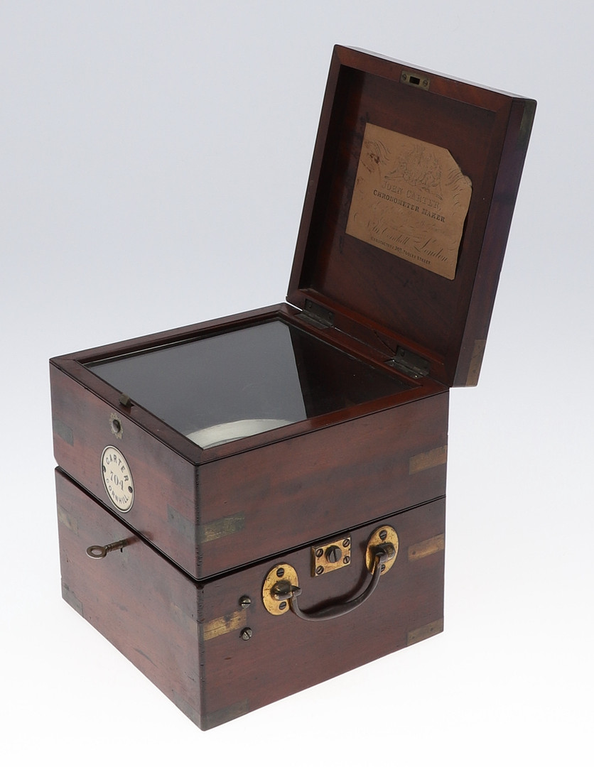 A 19TH CENTURY MARINE CHRONOMETER. - Image 5 of 11