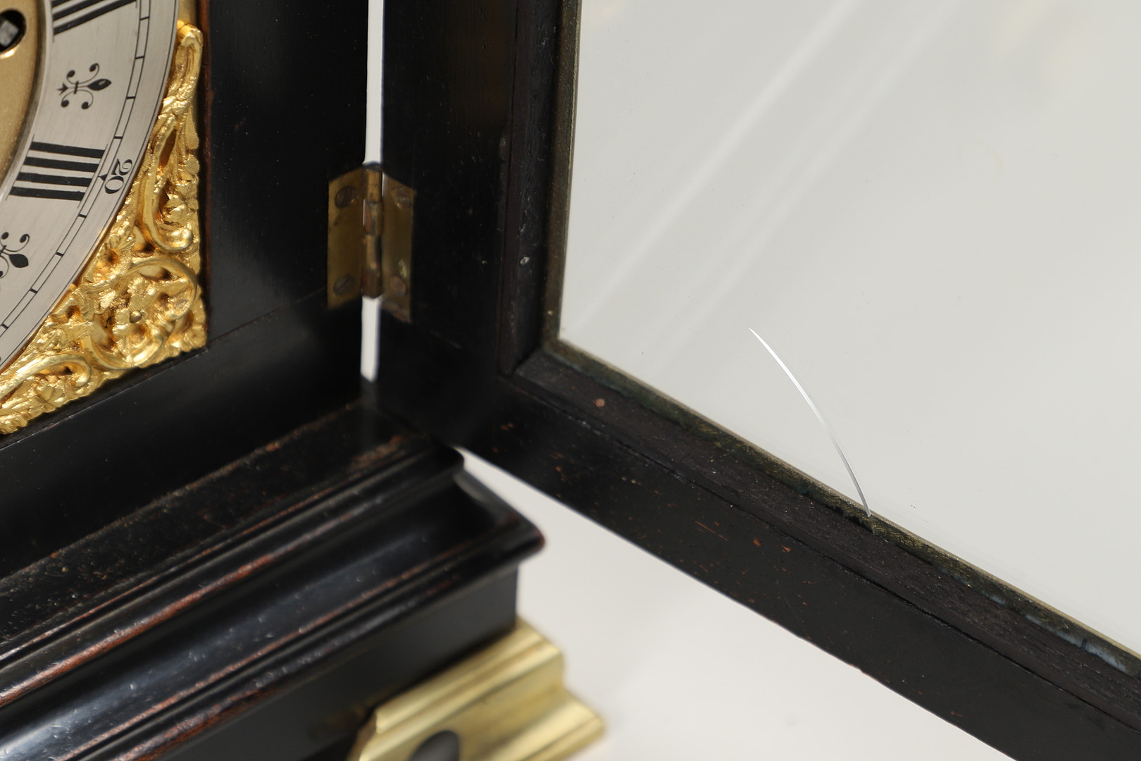 A MID 19TH CENTURY EBONISED BRACKET CLOCK. - Image 7 of 12