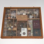 A MIXED COLLECTION OF MIXED WORLD COINS IN A GLASS FRONTED CIGAR CASE.