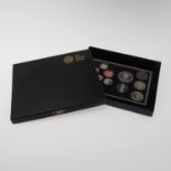 A ROYAL MINT 2009 PROOF COIN SET INCLUDING KEW GARDES 50p.