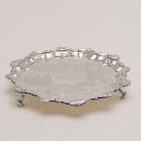 A WILLIAM IV/ EARLY VICTORIAN SMALL SALVER.