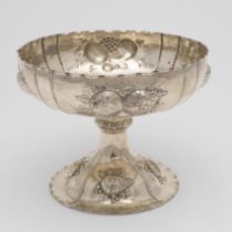 A 20TH CENTURY SWEDISH PEDESTAL BOWL.