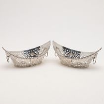 A PAIR OF EDWARDIAN NAVETTE-SHAPED BASKETS.