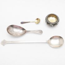 A GEORGE III CADDY SPOON.