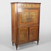 A 19TH CENTURY FRENCH WALNUT AND SATINWOOD ESCRITOIRE.