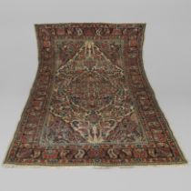 A WEST PERSIAN SINGLE WEFTED RUG, CIRCA 1940.
