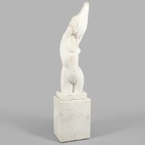 A MARBLE SCULPTURE OF A FEMALE NUDE.
