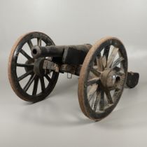 A NAPOLEONIC STYLE CANNON AND CARRIAGE.