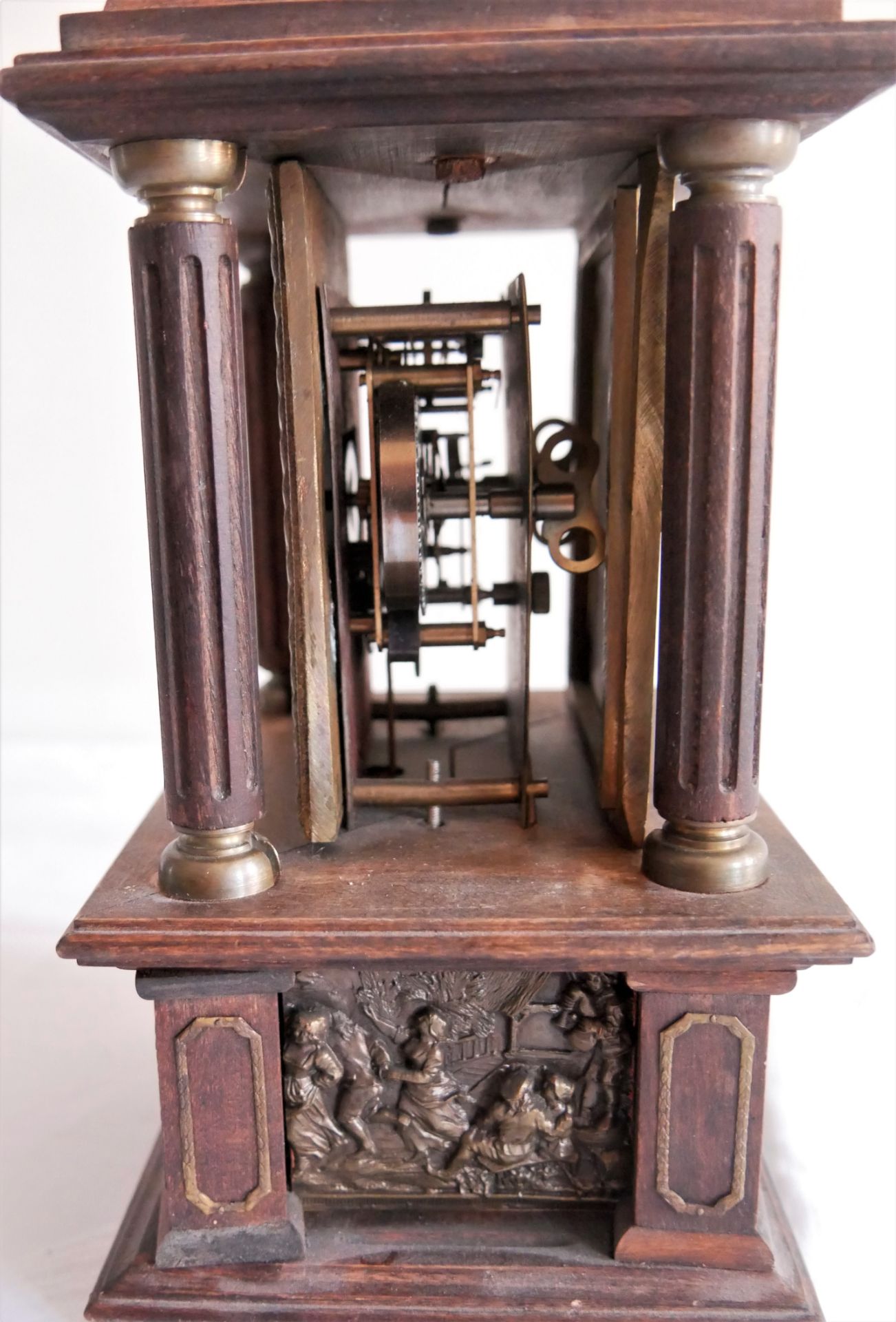 Tischuhr mit Spieluhr LFS = Lorenz Furtwängler & Söhne. 19. Jahrhundert, restaurierungsbedürftig. - Image 3 of 4