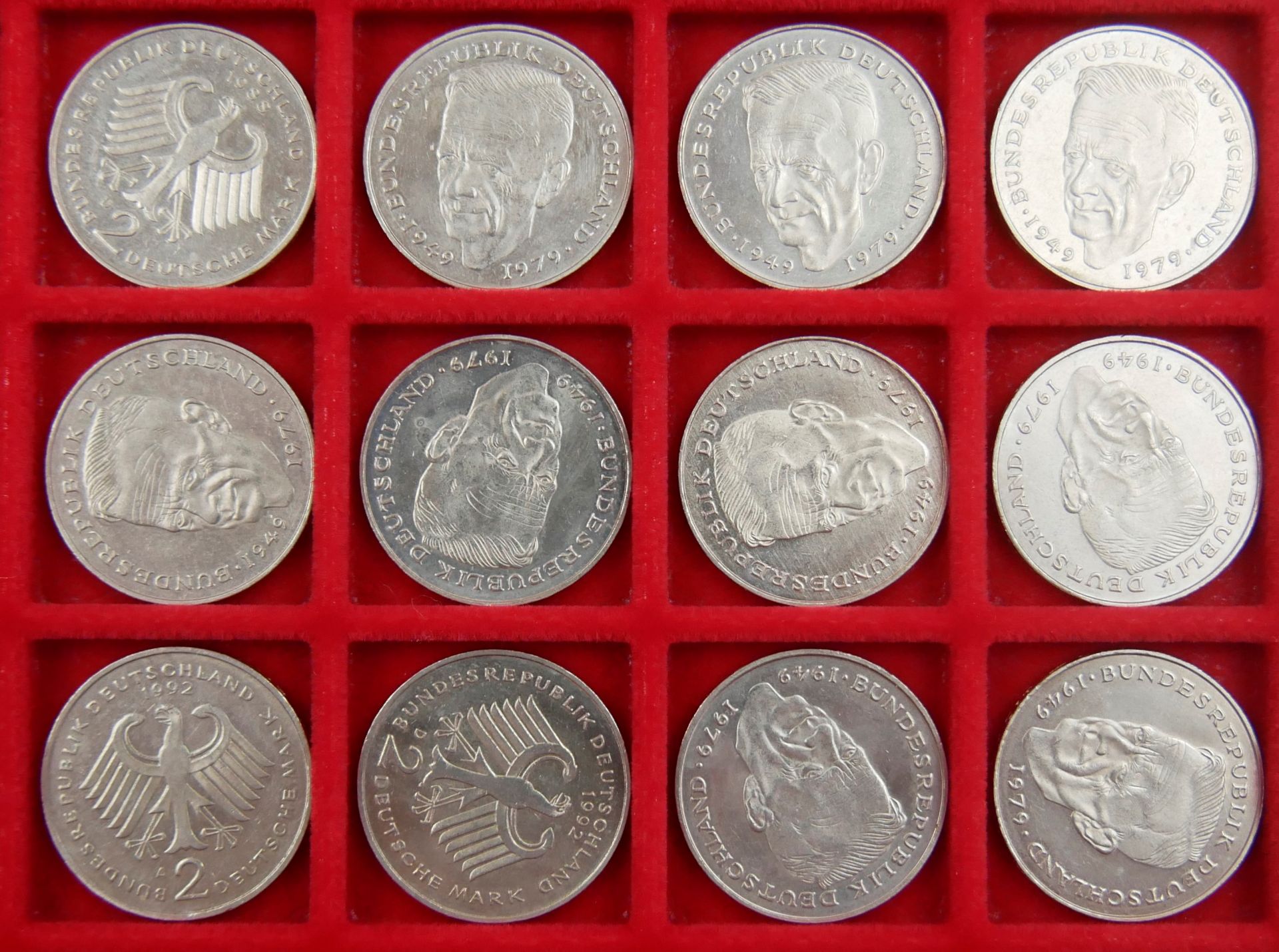 Konvolut von 2 deutsche Mark Münzen, insgesamt 26 Stück. - Bild 2 aus 2
