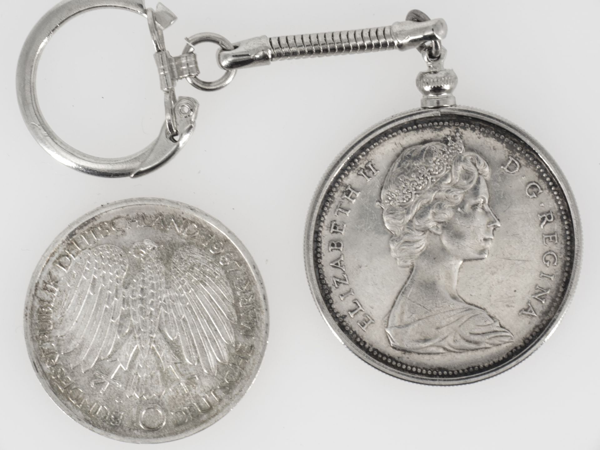 Zwei Silbermünzen: BRD 1987 10 DM "30 Jahre römische Verträge" und Kanada 1966 1 Dollar " - Bild 2 aus 2