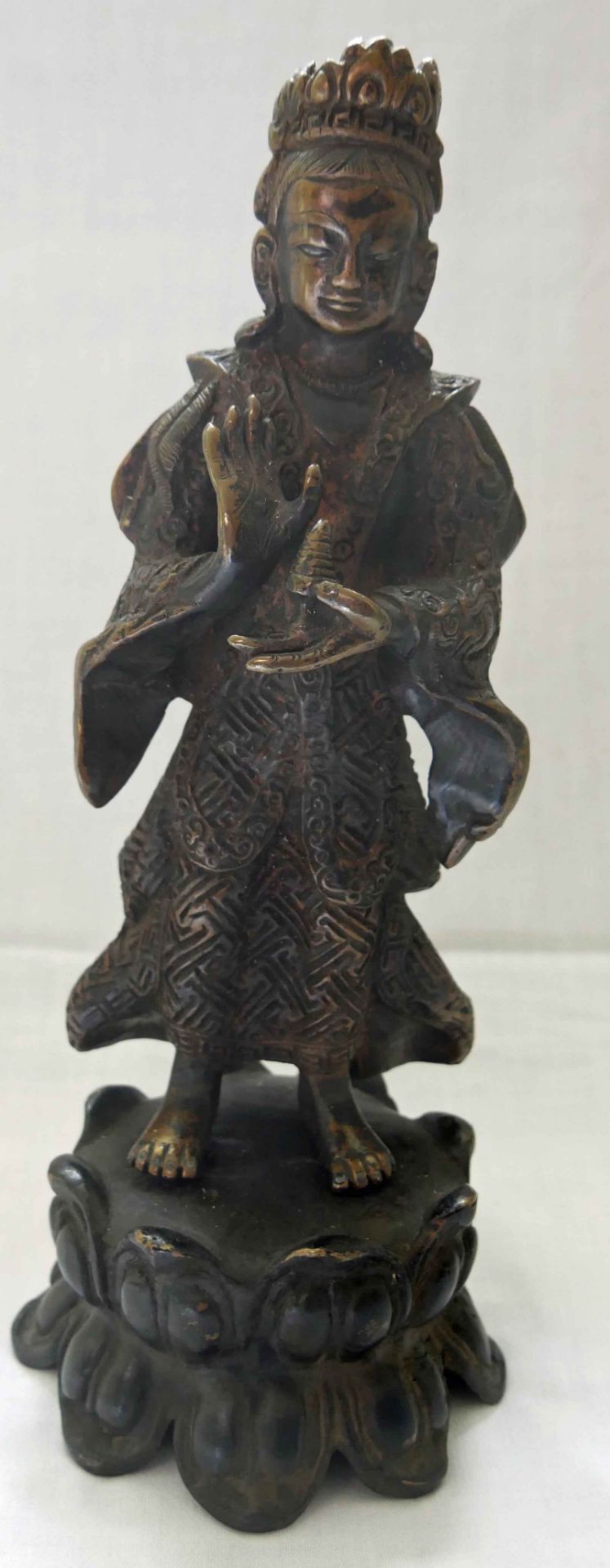 Aus Auflösung, Statue "indische Gottheit auf Sockel", wohl 19. Jahrhundert, ca. 28 cm hoch, ca, 11