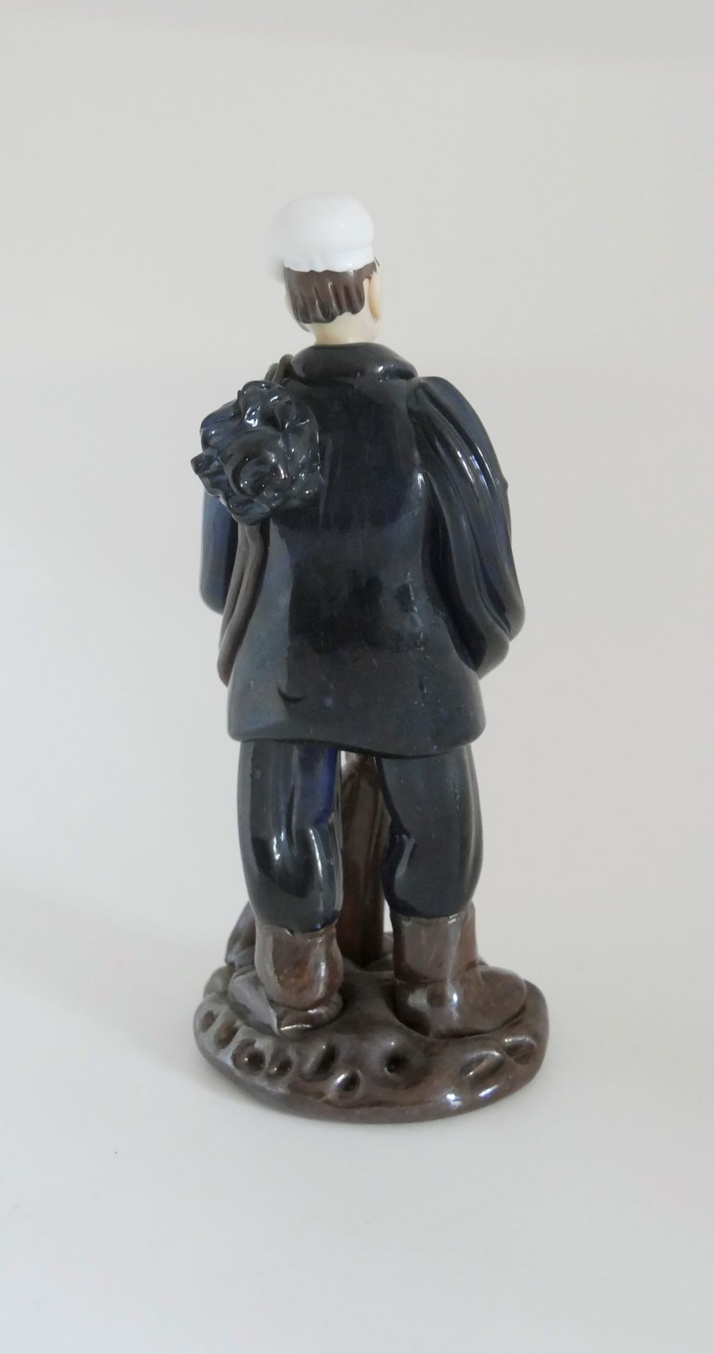 Böhmische Glasfigur "Kaminkehrer" am Stand Aufkleber, sehr guter Zustand. Höhe ca. 20 cm. Selten! - Bild 2 aus 3