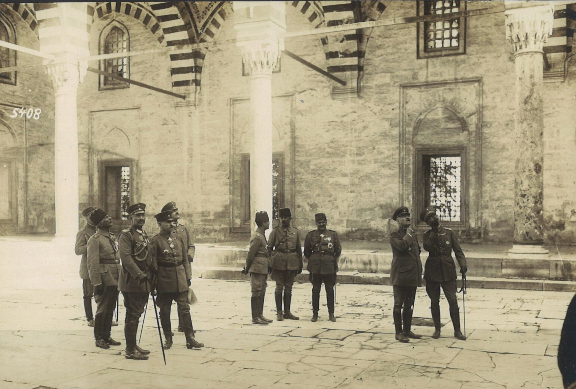 Fotografie, handgeschnitten "Besuch Kaiser Wilhelm in Konstantinopel" Original aus der Zeit. Selten.