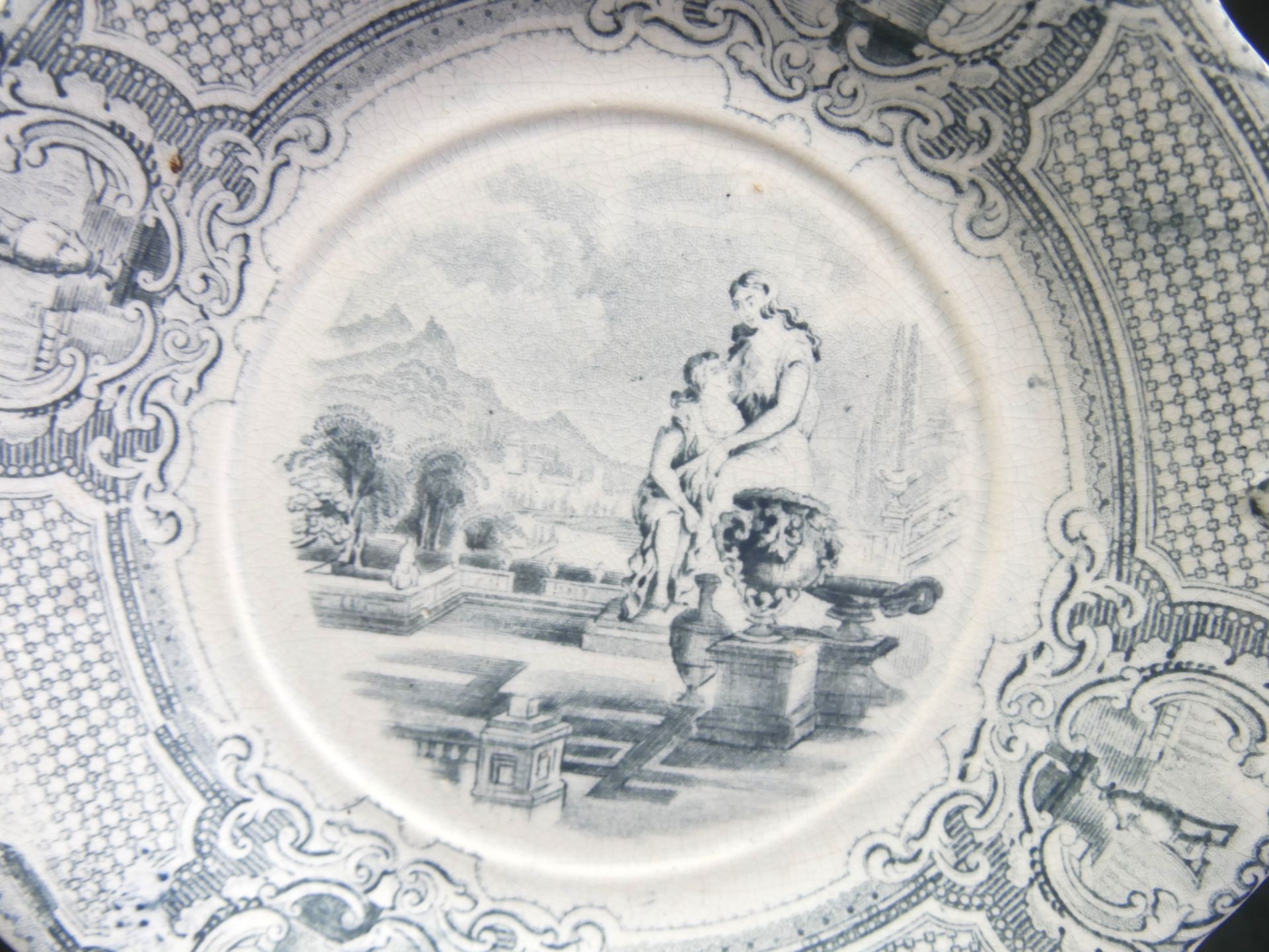 alter Teller um 1860. Modell Athena France. Durchmesser ca. 19,5 cm - Bild 2 aus 3