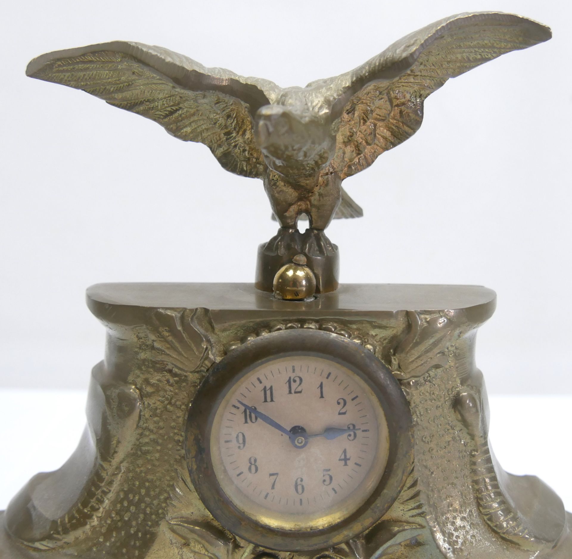 Tischuhr Adler, Höhe ca. 18,5 cm, Länge ca. 22 cm Um 1900 - Bild 2 aus 3
