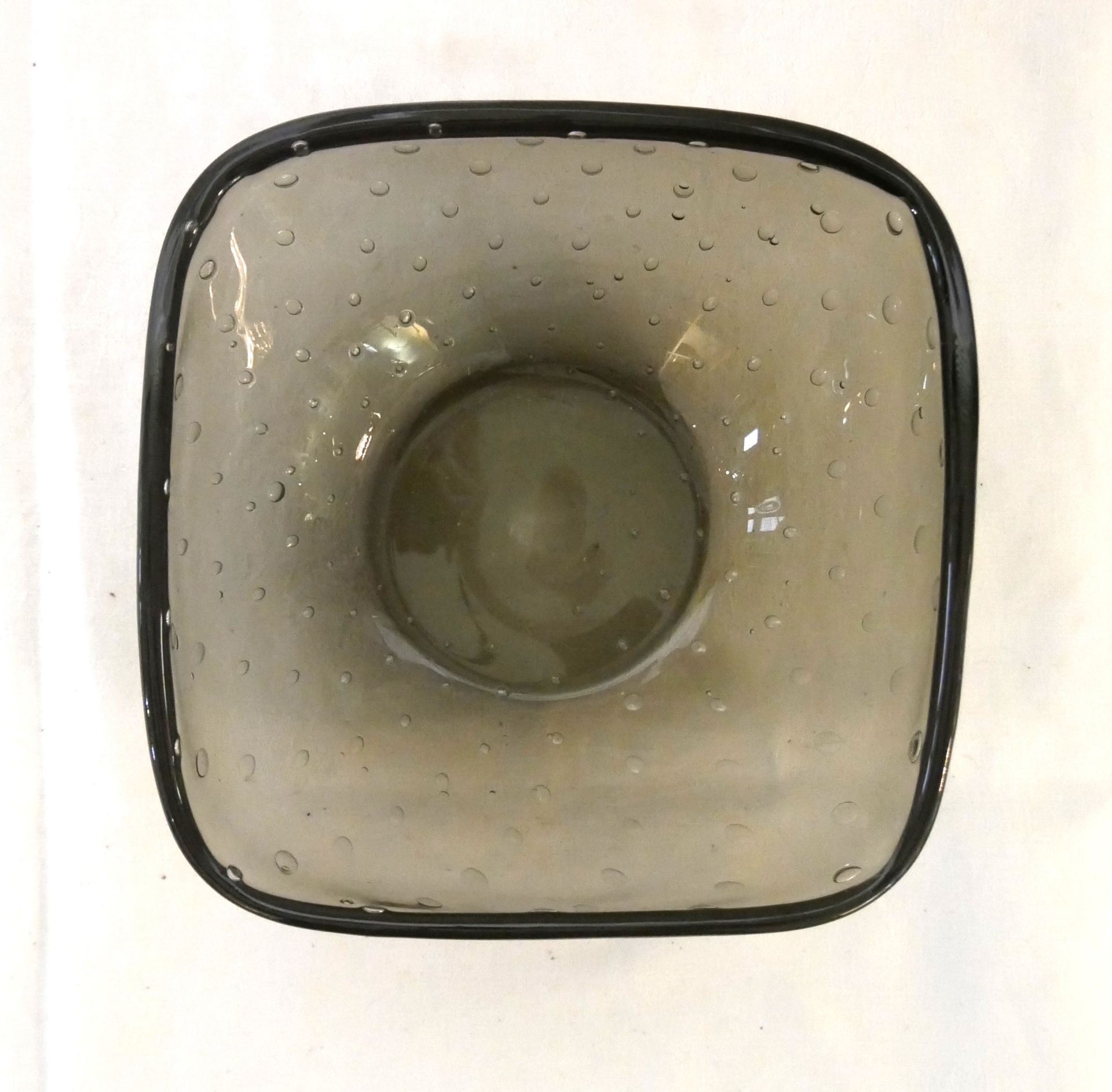 Murano Glas Schale eckig, schwarz "Bubbles" mit Luftblasen. 19x19 cm. Höhe ca. 10,5 cm - Bild 2 aus 2