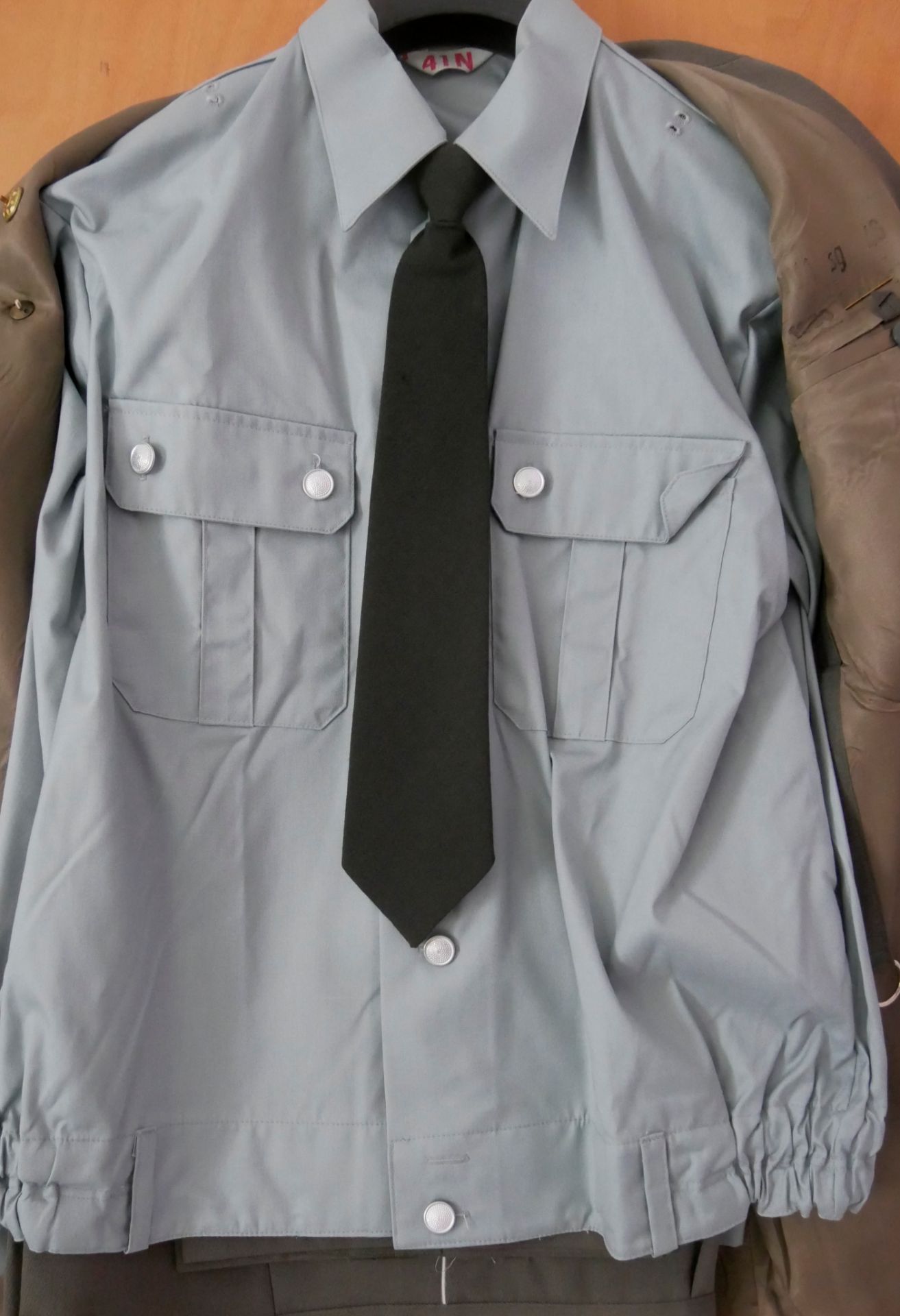 Aus Sammelauflösung! DDR Uniform Jacke mit Effekten, Ordenspangen, Orden sowie eine Medaille " - Bild 3 aus 3