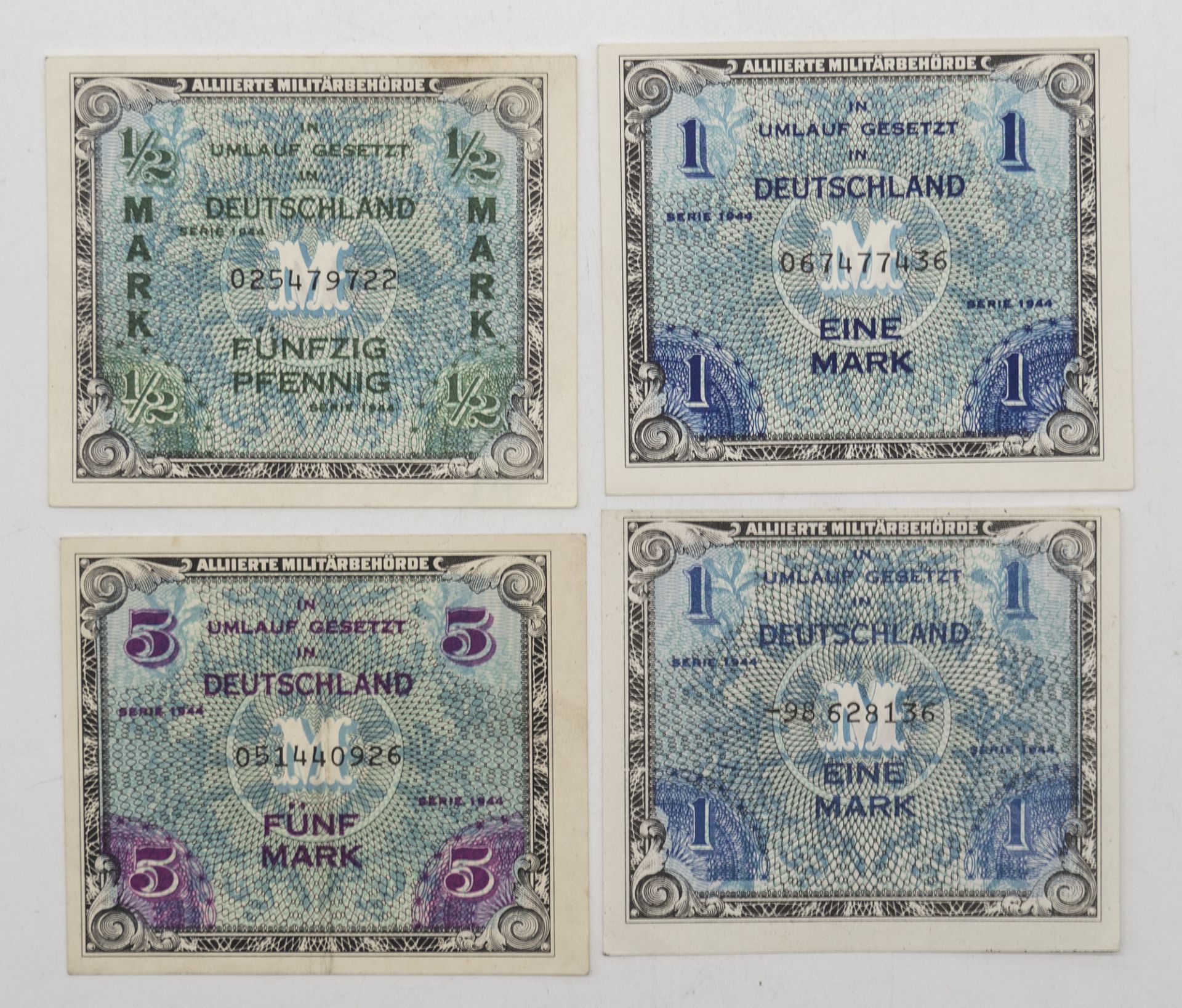 Deutschland - Alliierte Militärbehörde 1944, 50 Pfennig-, 2 x 1 Mark- und 5 Mark - Banknoten.