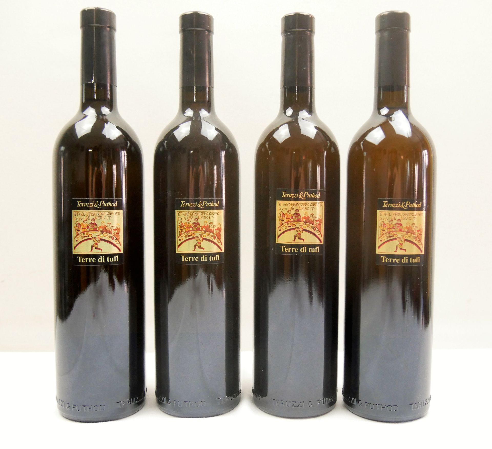 4 Flaschen Weißwein "Terre di tufi" Teruzzi & Puthod, Toscana, 750 ml, 13% vol, 2015