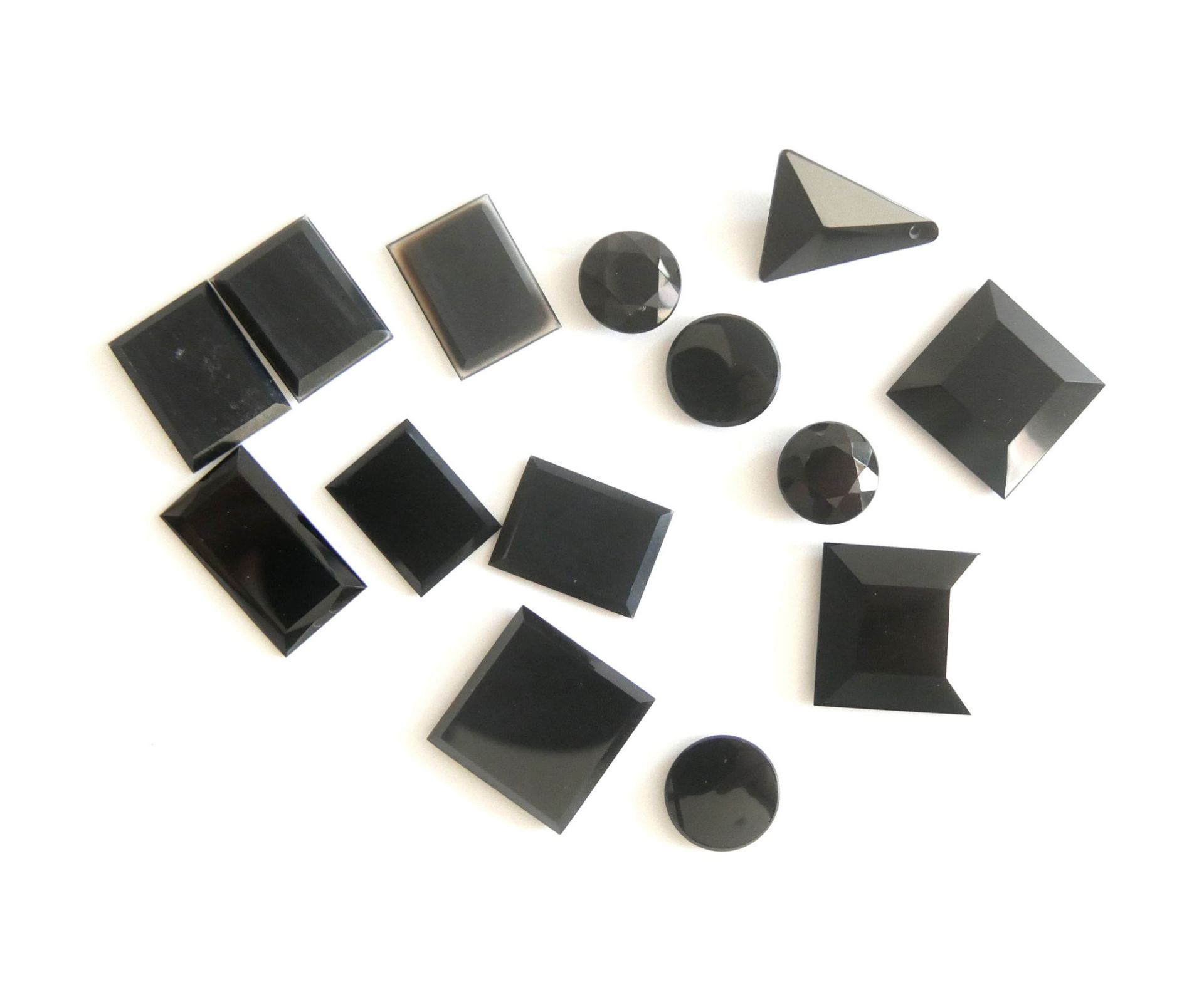 Aus Juwelier Auflösung - Schmucksteine, Onyx Platte, 17x17 mm viereck, 16x12 mm,15x11 mm, 20x11 mm