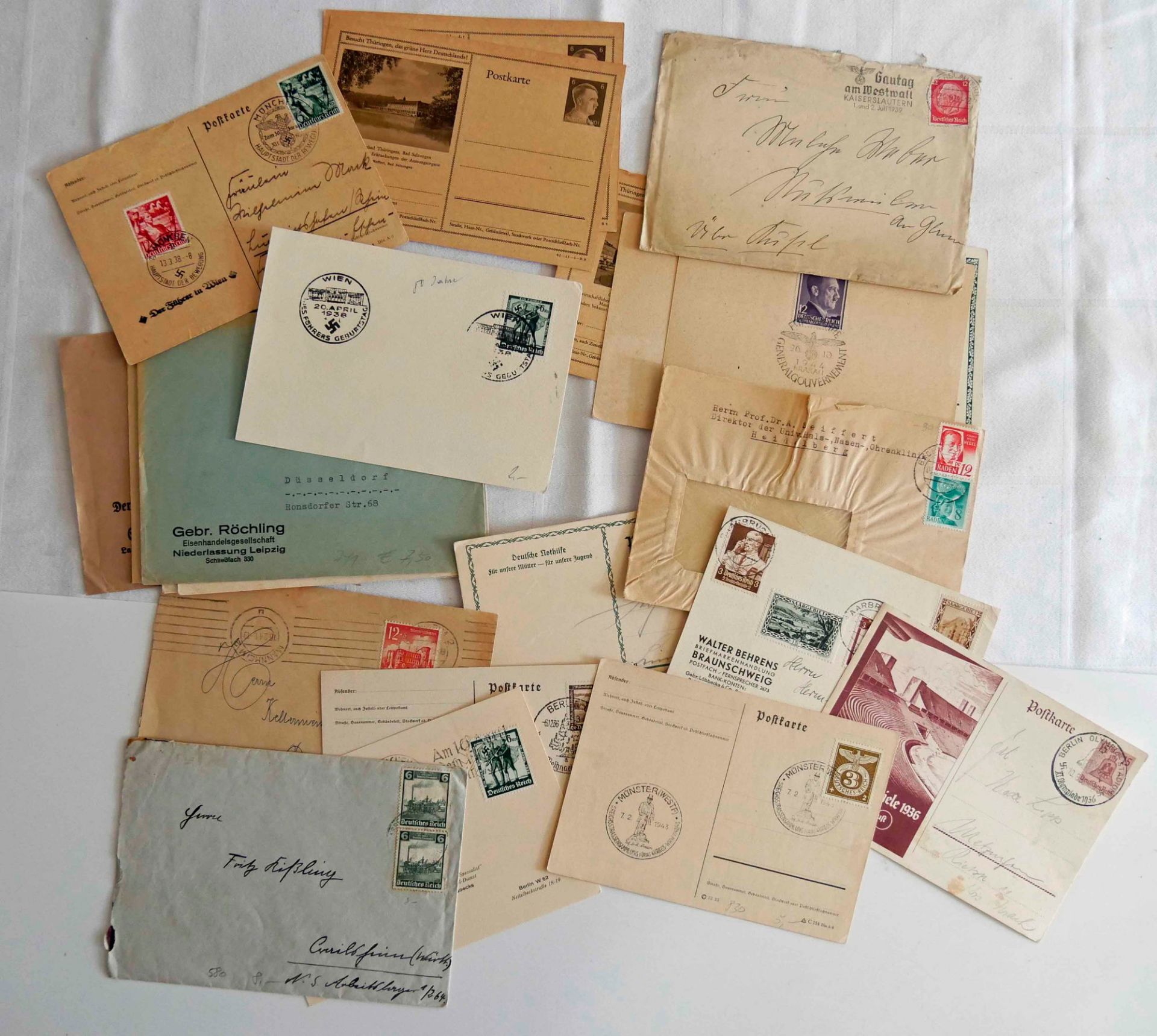Lot von 25 Postkarten und Briefen aus Auflösung, meist 3. Reich.