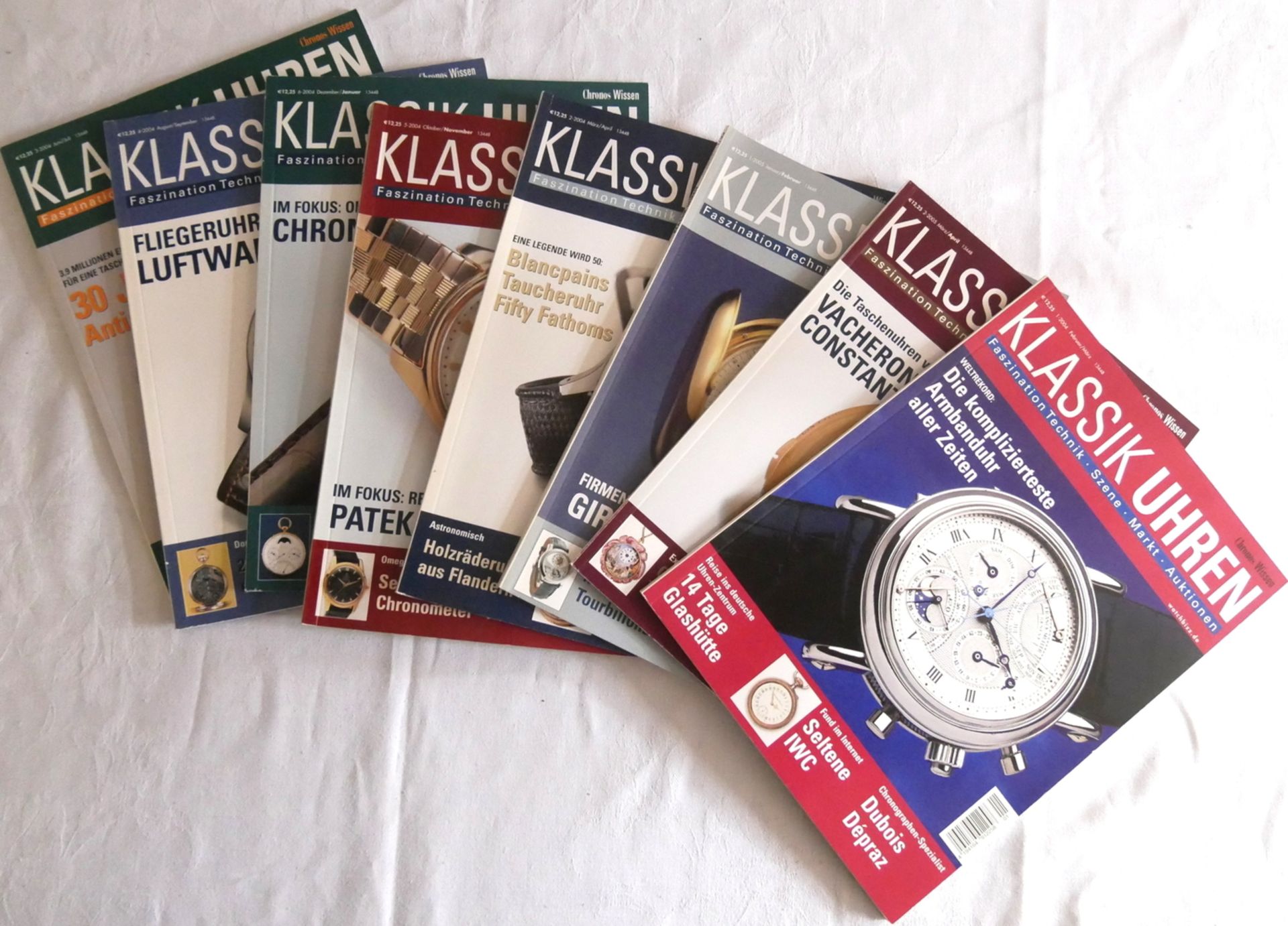Lot von 8 Magazinen Chronos Wissen "Klassik Uhren", guter Zustand. Bitte besichtigen