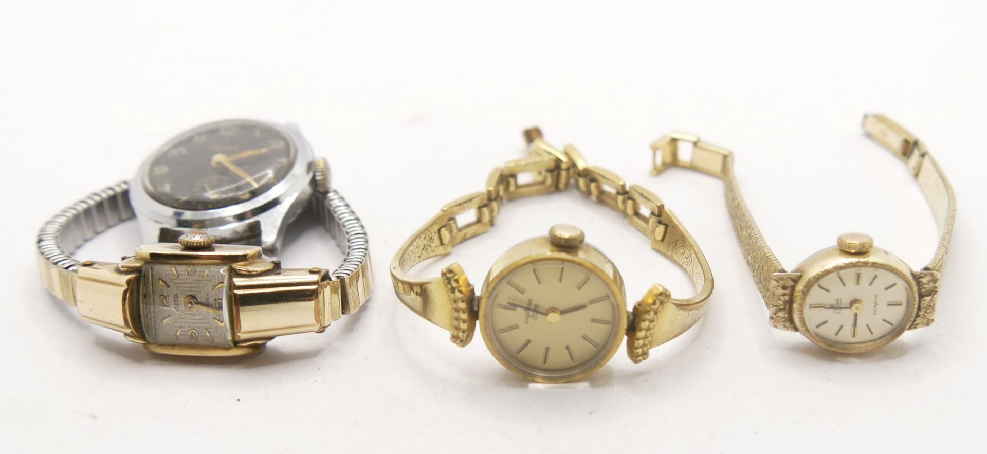 Konvolut Damen Armbanduhren, insgesamt 4 Stück. Bitte besichtigen