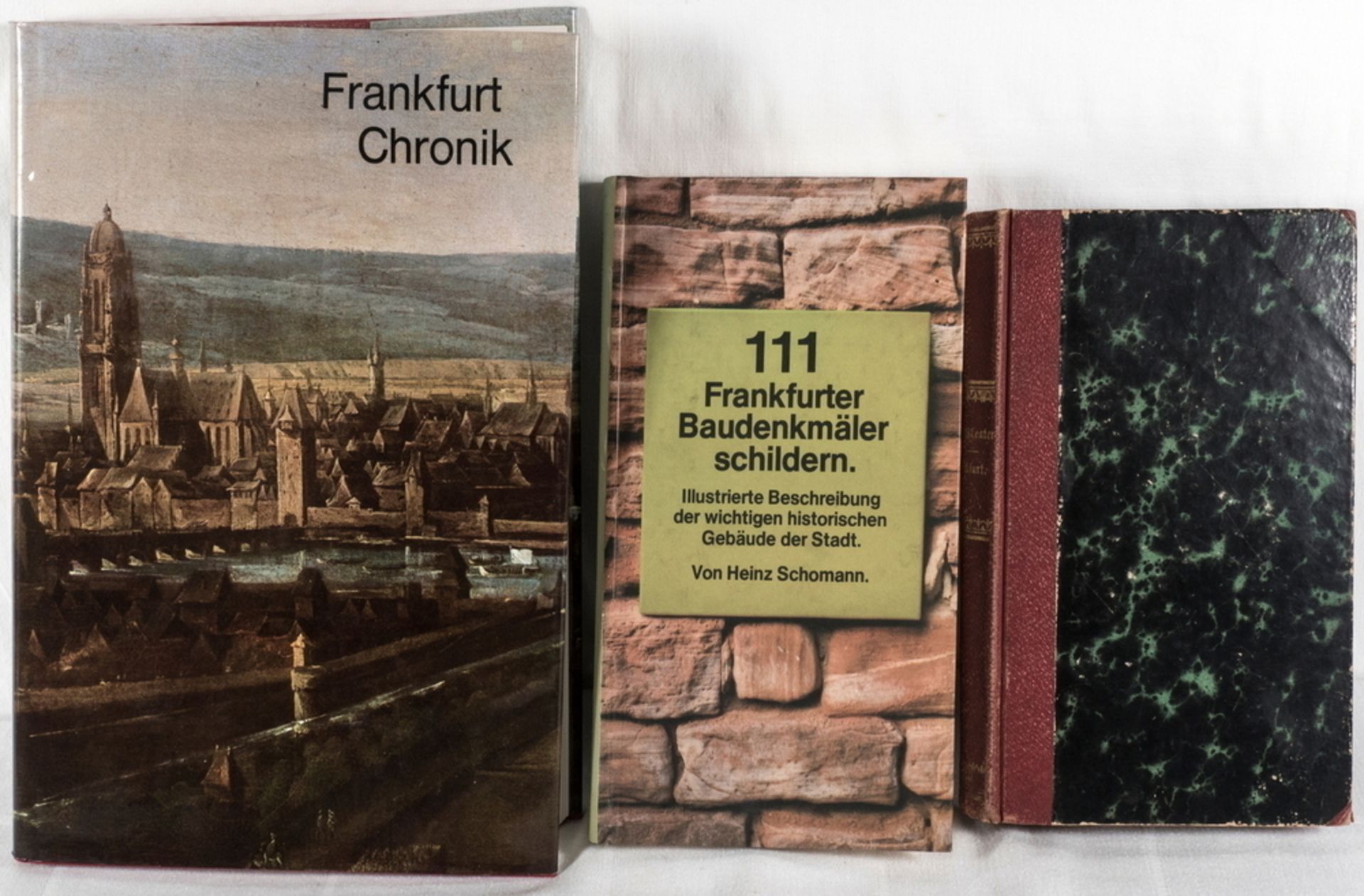 Lot Bücher Frankfurt am Main betreffend: 1. Waldemar Kramer, "Frankfurter Chronik", Heinz