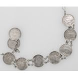 Ägypten, Münzarmband, bestehend aus Piaster - Silbermünzen. Länge: ca. 18 cm. Mit Abhängung.