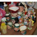 A COLLECTION OF DOULTON TO INCLUDE EIGHT CHARACTER JUGS, AND FOURTEEN FIGURES